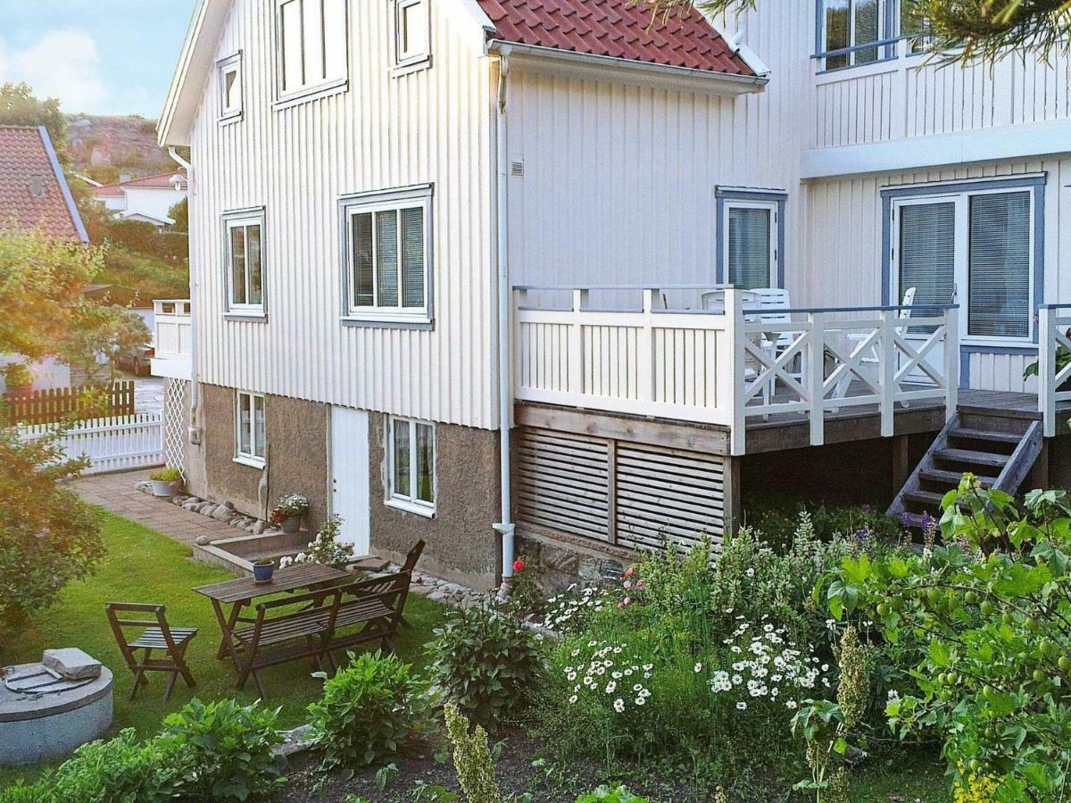 4 Person Holiday Home In Sk Rhamn Skarhamn Exterior photo